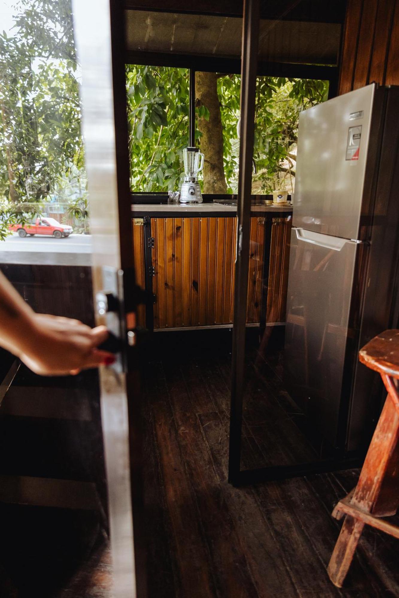 Sunny'S Jaco Exterior photo